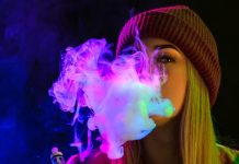 girl vaping