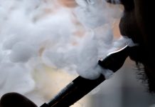 vaping ecigarette